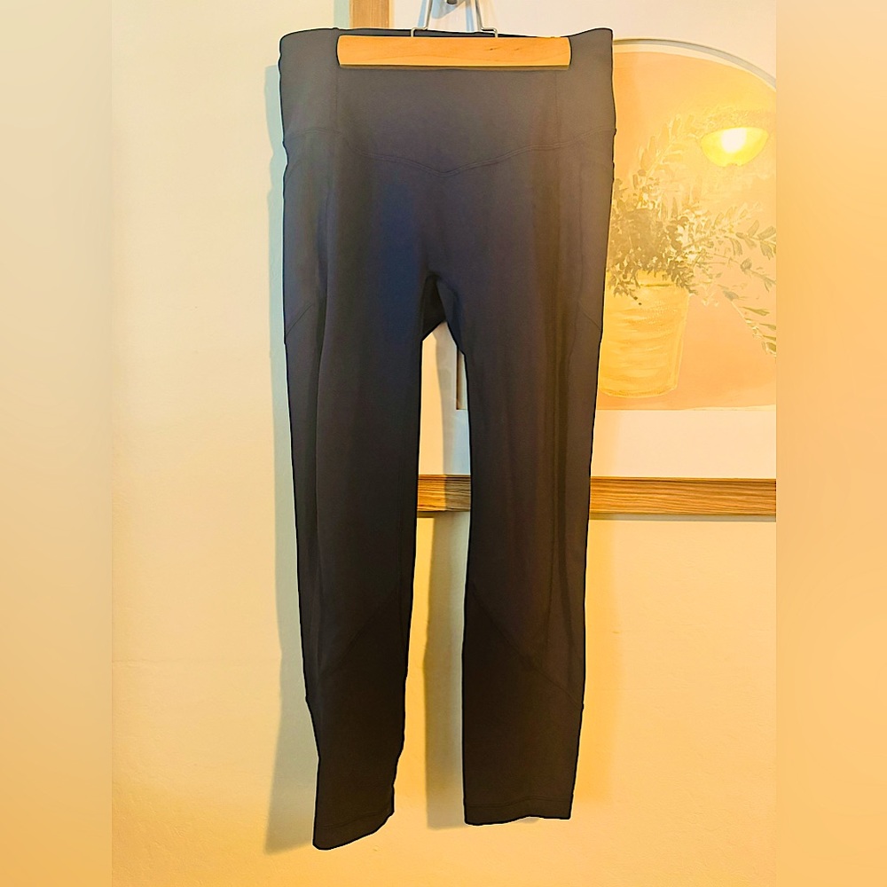 NWOT-Size 6-Lululemon-All The Right Places-Navy Blue-Leggings.